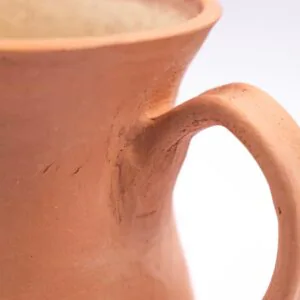 Jarra cerámica ancha con asa 3