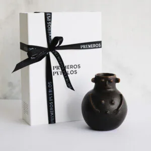 Regalo metawe antropomorfo negro