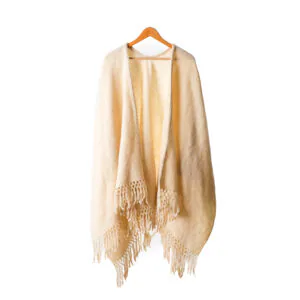 Ruana telar color beige
