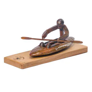 Escultura kayakista hombre