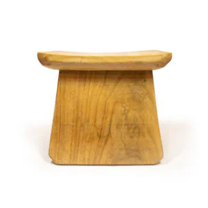 Banco rústico de madera de castaño
