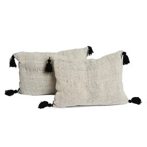 Set cojines crudo y negro 56x45 cm.
