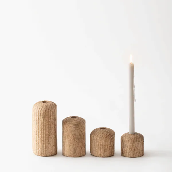 candelabros-madera-nc26-lingue-rojo-8.webp